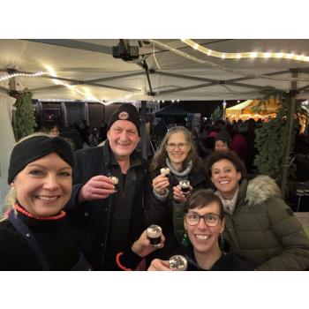 Beitragsbild Weihnachtliche Stimmung bei Glühwein und Schupfnudeln